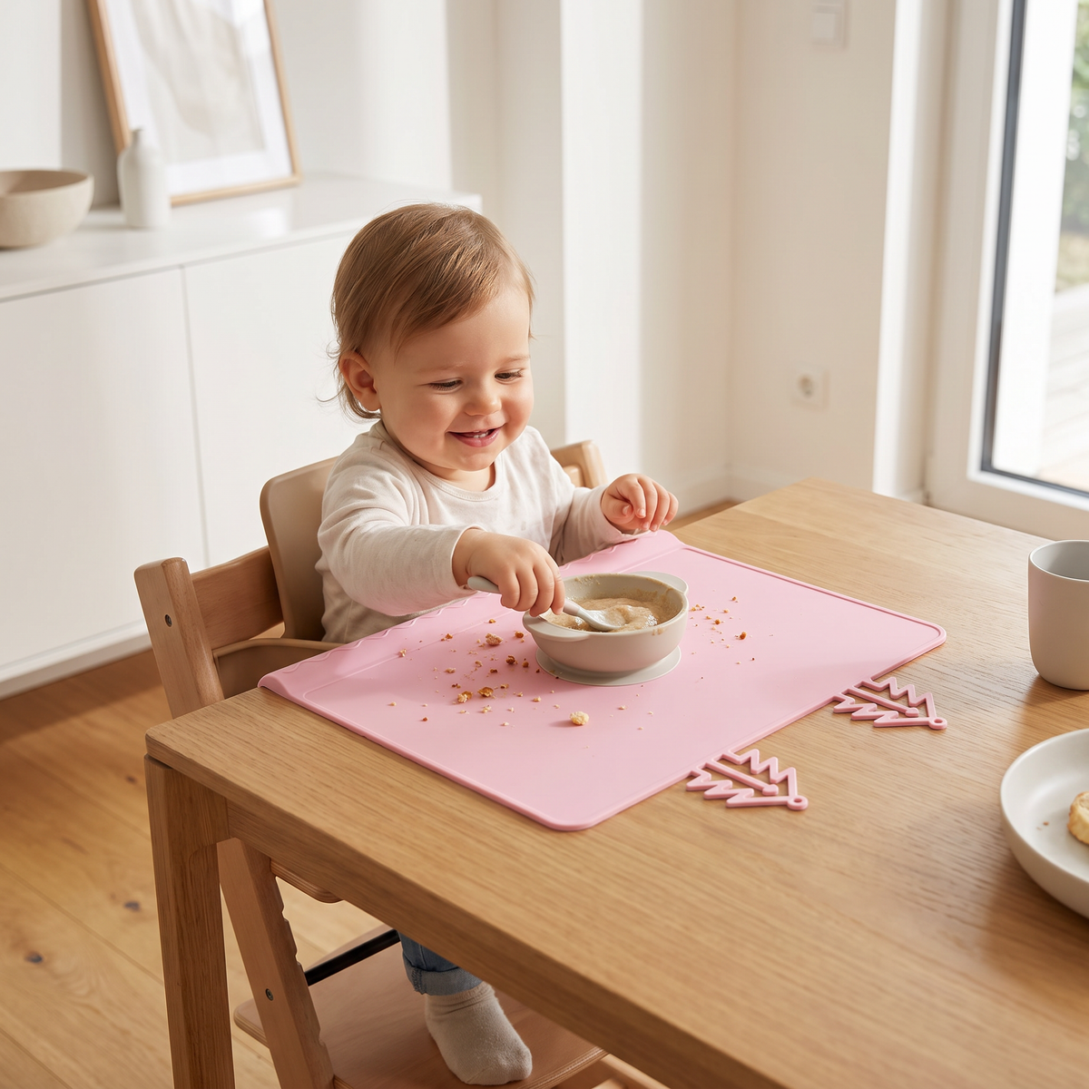 BabySafe praktische & hygienische Silikon-Babytischmatte mit erhöhtem Rand