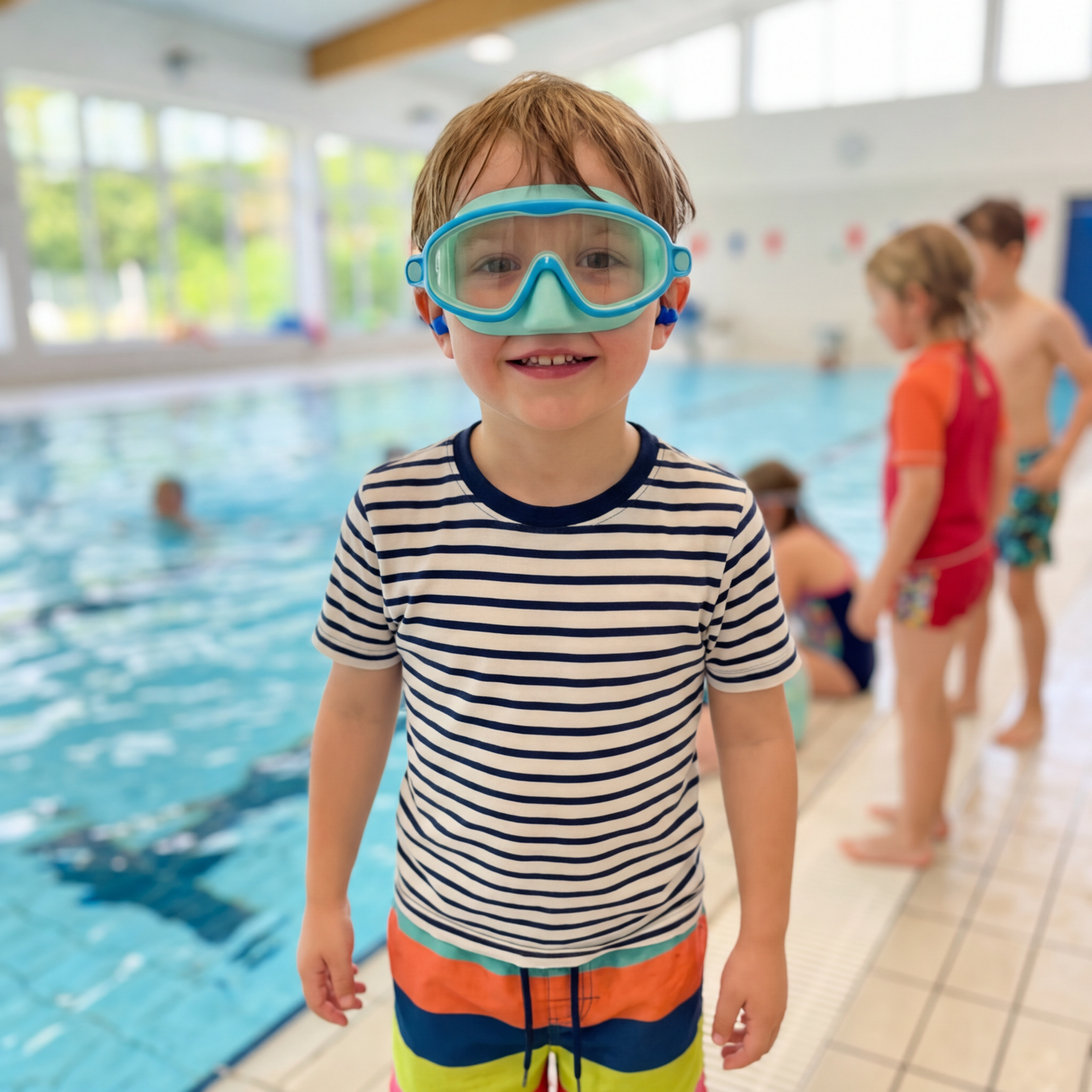 Praktische Schwimmbrille für Kinder – Beschlagfrei, Sicherer Halt & Bequemes Tragen