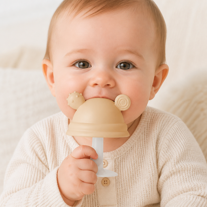 Baby-Beißring in Pilzform aus Silikon für kleine Hände