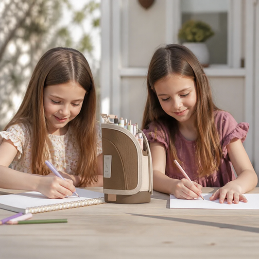 2-in-1 Pop-Up Federmäppchen mit Stiftehalter – Platzsparender Schreibtisch-Organizer