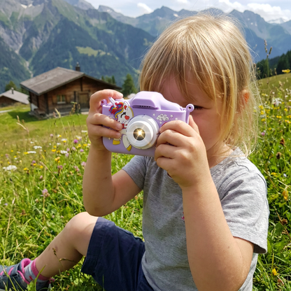 Wiederaufladbare Digitalkamera für Kinder mit Selfie-Modus, HD-Video & Silikonhülle