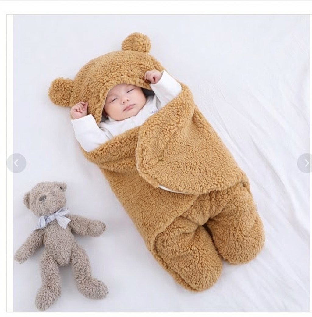 Baby Decke und Schlafanzug im Bärendesign